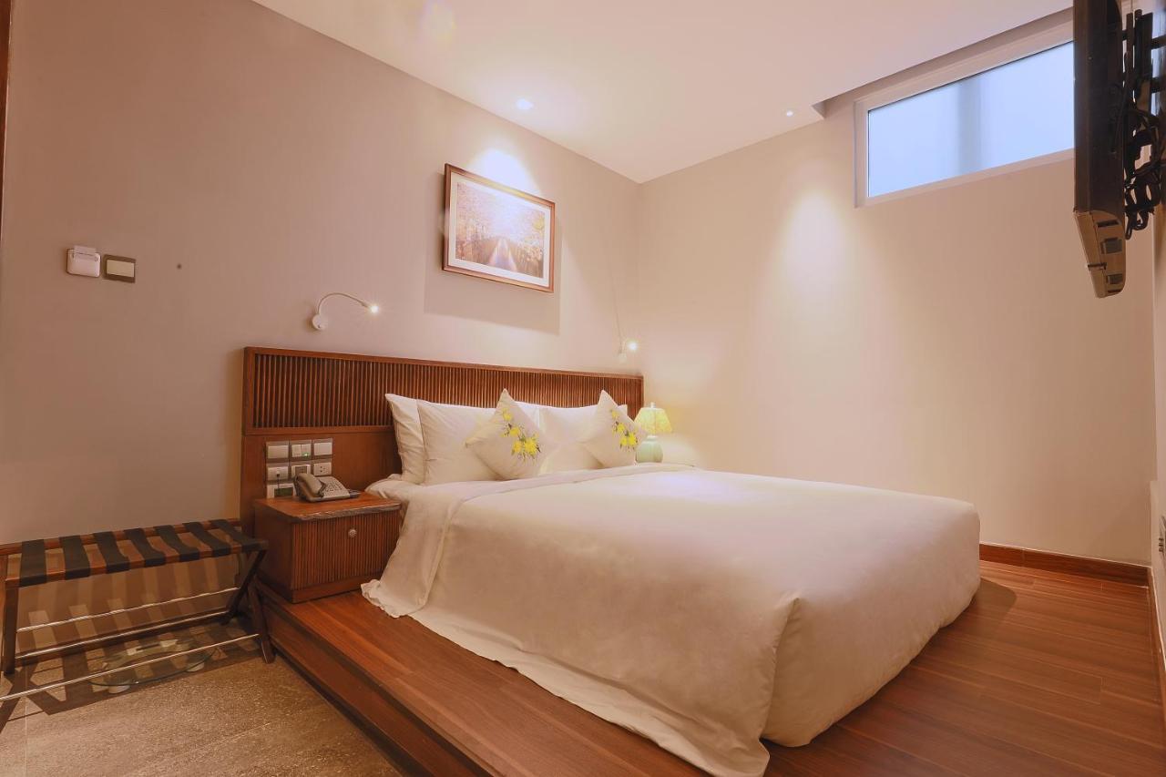 Cherry Boutique Hotel Ho Chi Minh City Exterior photo
