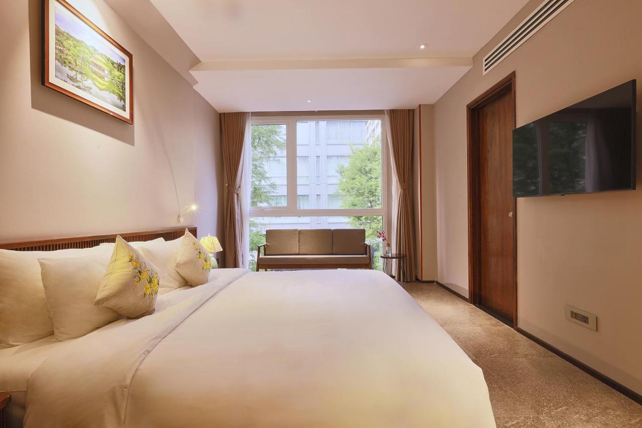 Cherry Boutique Hotel Ho Chi Minh City Exterior photo